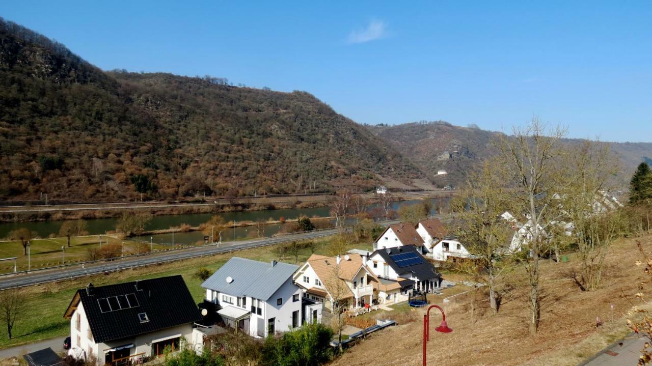 "Schoene Aussicht" Burgen  Exterior foto